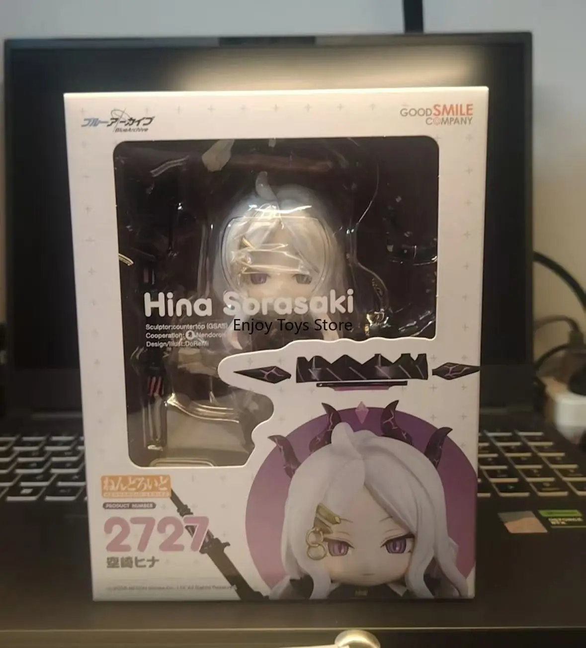 

В наличии подлинная фигурка GSC Blue Archives Hokusaki Hina Clay Man Spot