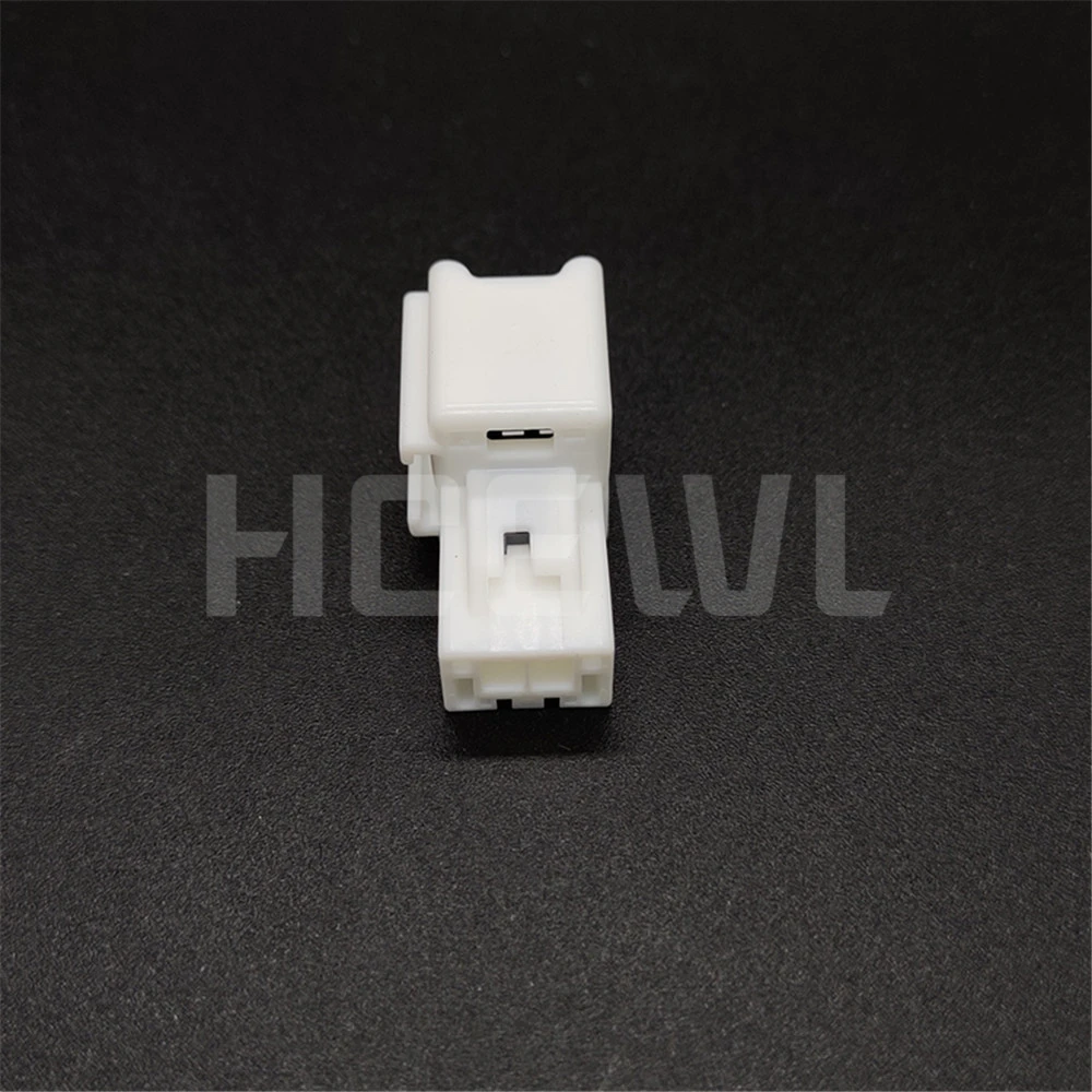 New original high-quality 6098-6960 automotive component connector plug