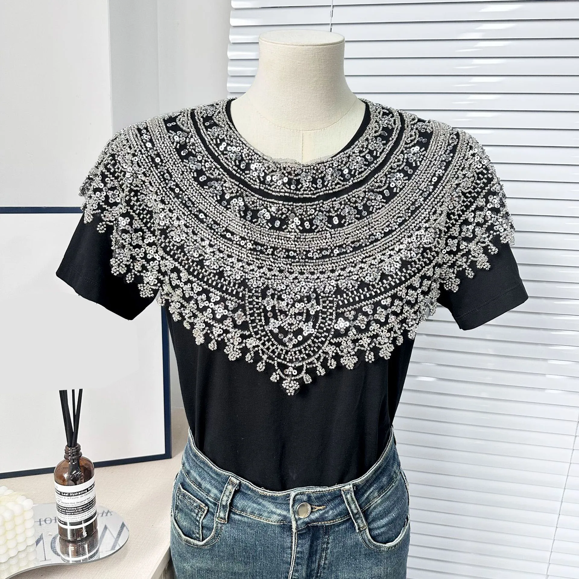 Flower Neck Collar Hollow Carved Sew On Patch Embroidery Applique For Wedding Bridal Dress Clothes DIY Decor Crafts