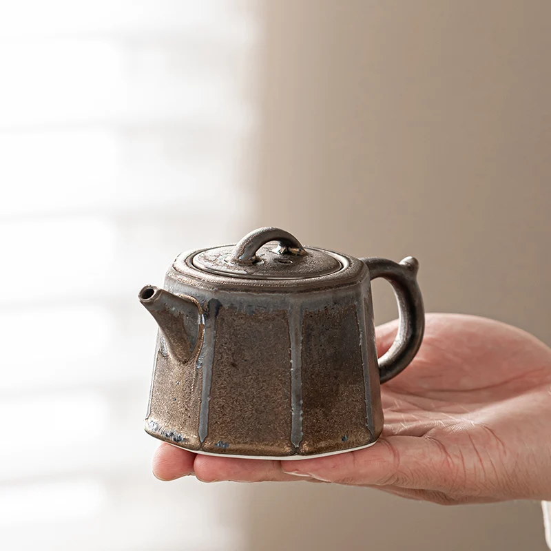 Ceramic Teapot Iron-rust Glaze Single Pot Household Kung Fu Tea Set Retro Brewing Black Tea Pots with Holes Filter Tea