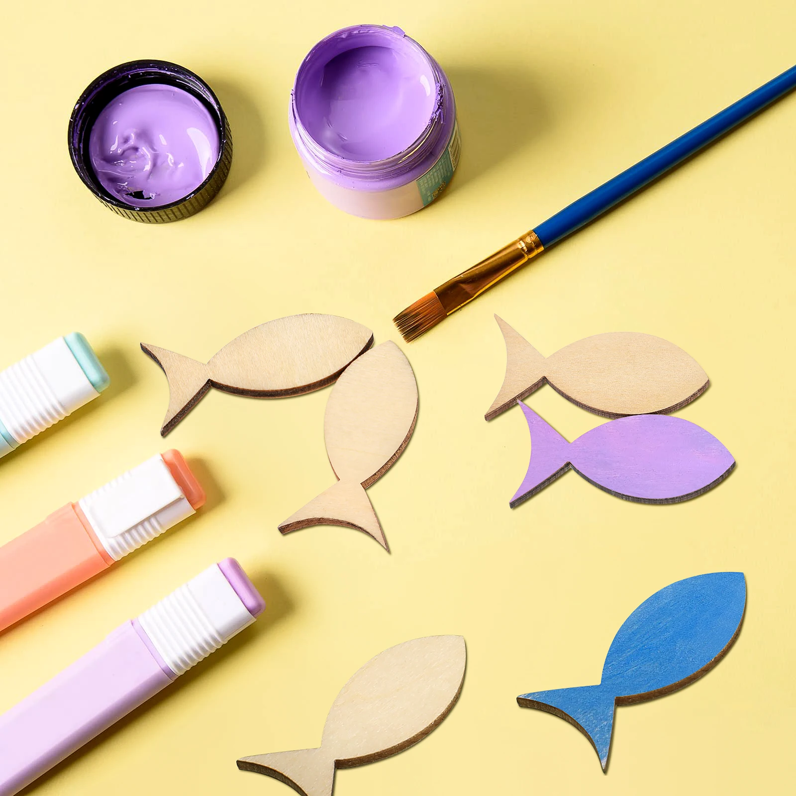 

100 Pcs Wooden Solid Fish Decorations Craft Supplies DIY Shapes Tags Slices Gift Creative Design Wood Pieces Plates Home nament