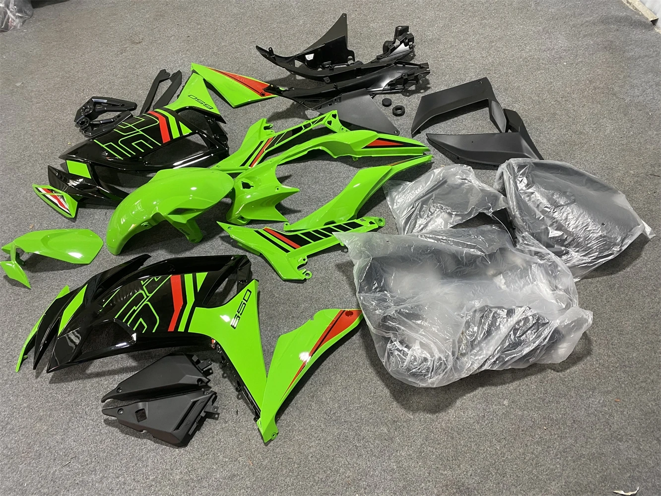 Motorcycle Fairing Kit Suitable for Kawasaki Ninja 650 20-23 Years ER-6F EX650 2020 2021 2022 2023 Fairing Black Green Red