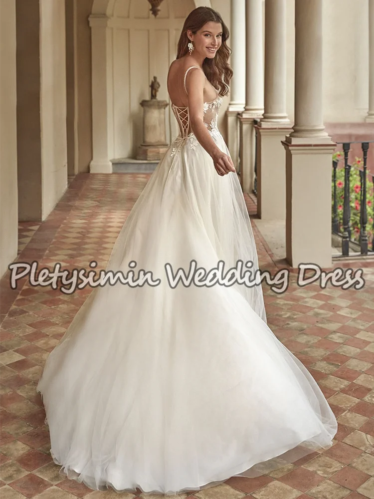 우아한 튤 A라인 웨딩 드레스 섹시한 V넥 레이스 아플리케 신부 드레스 스파게티 스트랩 보헤미안 베스티도 데 노비아 맞춤 제작