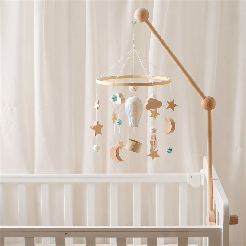 Baby Crib Mobile Wooden Bed Bell Rattle Toy Soft Felt Hot Air Balloon Wind Chime Pendant Newborn Comfort Bed Bell Toys Baby Gift