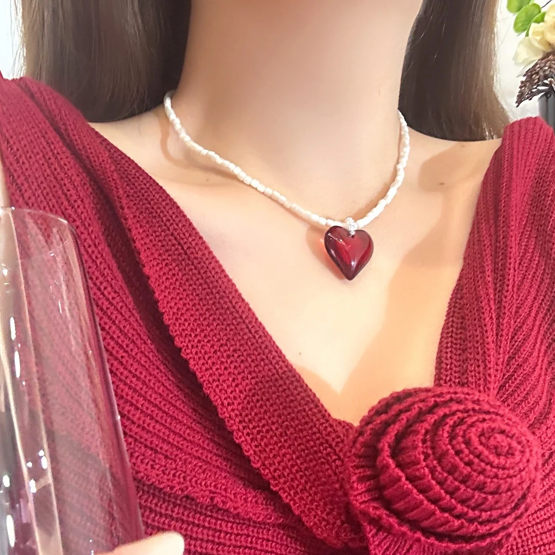 

DUTRIEUX Sweet Lovely Cat's Eye Stone Beaded Red Heart Pendant Necklace Women's Y2K Choker Jewelry Accessory Clavicle Chain Gift
