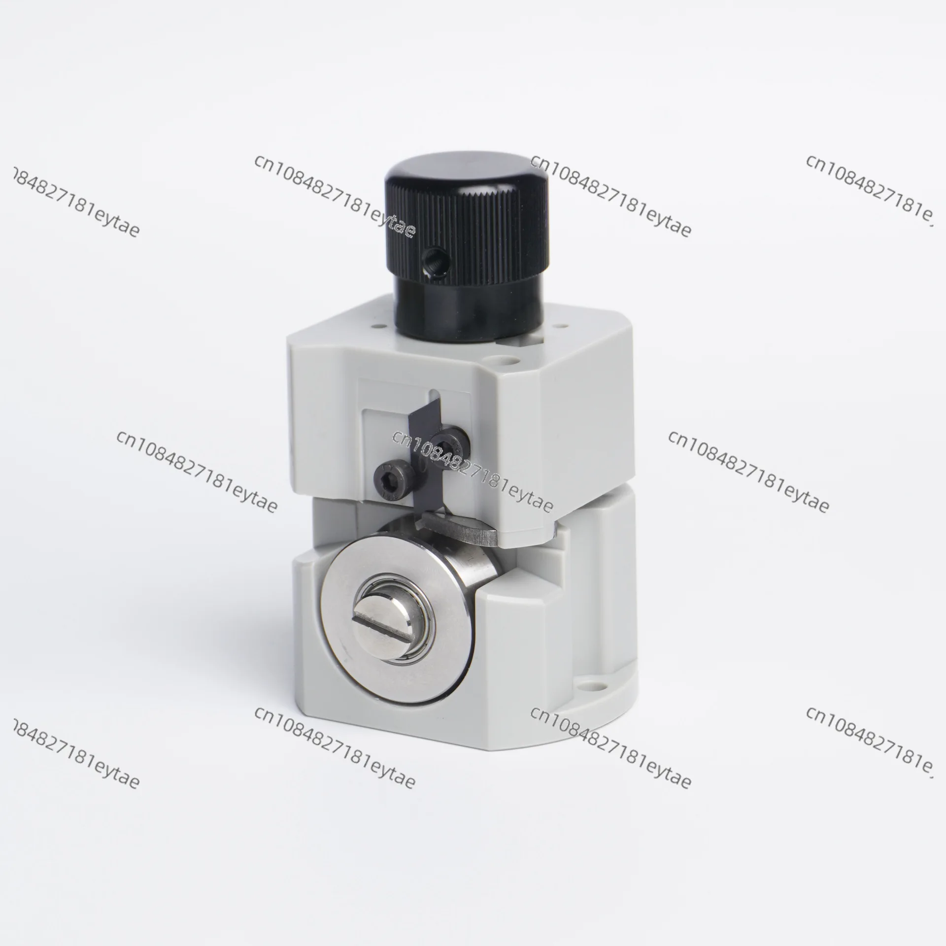 

Aluminum Alloy Manual Hand Crank Wire Stripper Small Home Use Scrap Cable Stripping Machine