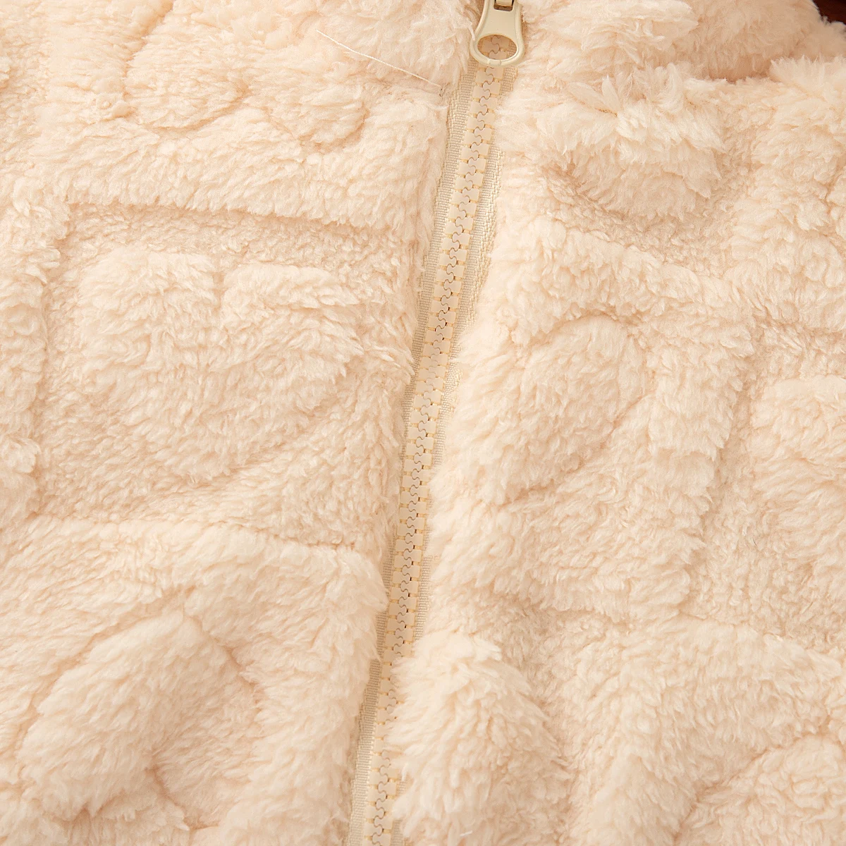 Baby Girl Winter Outerwear Solid Color Heart-Shaped Pattern Zipper Style Baby Girl Jackets Simple And Thick Warm Baby Coat 5