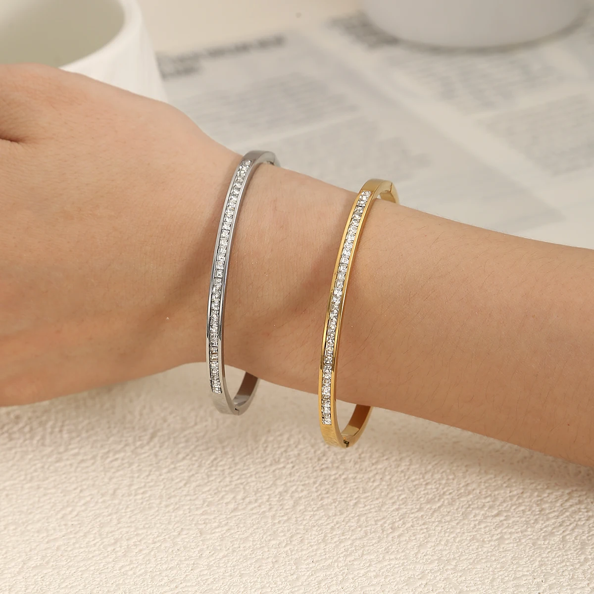 SOVOB تألق زركونيا مطعمة الفولاذ المقاوم للصدأ سوار للنساء تكويم المعصم أساور مجوهرات هدايا مجوهرات الأزياء #3