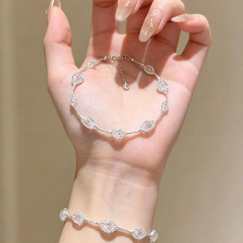 Zircon geometric pull - up bracelet fashion temperament bracelet small senior sense of a hundred accessorize