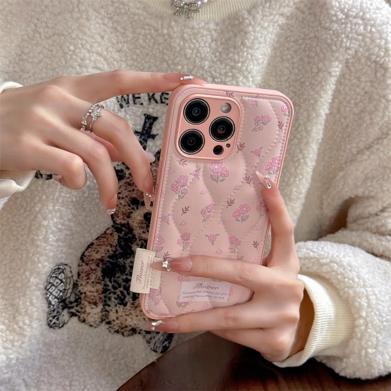 Korean Flower Puffer Down Jacket Phone Case For iPhone 16 Pro 15 13 14 Pro Max Cover Cute Protective Cases For Apple 14Pro Funda