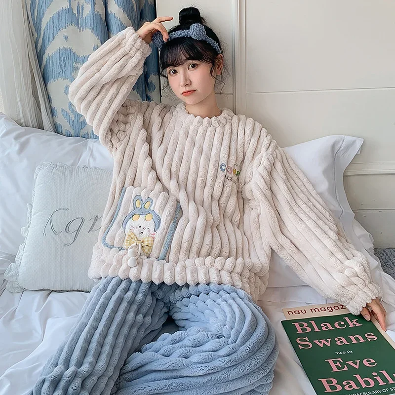 2024 Winter Women Flannel Pajama Sets Cute Round Neck Sleepwear Long Sleeve Coral Velvet Cozy Loose Lounge Wear Sweet Cartoon