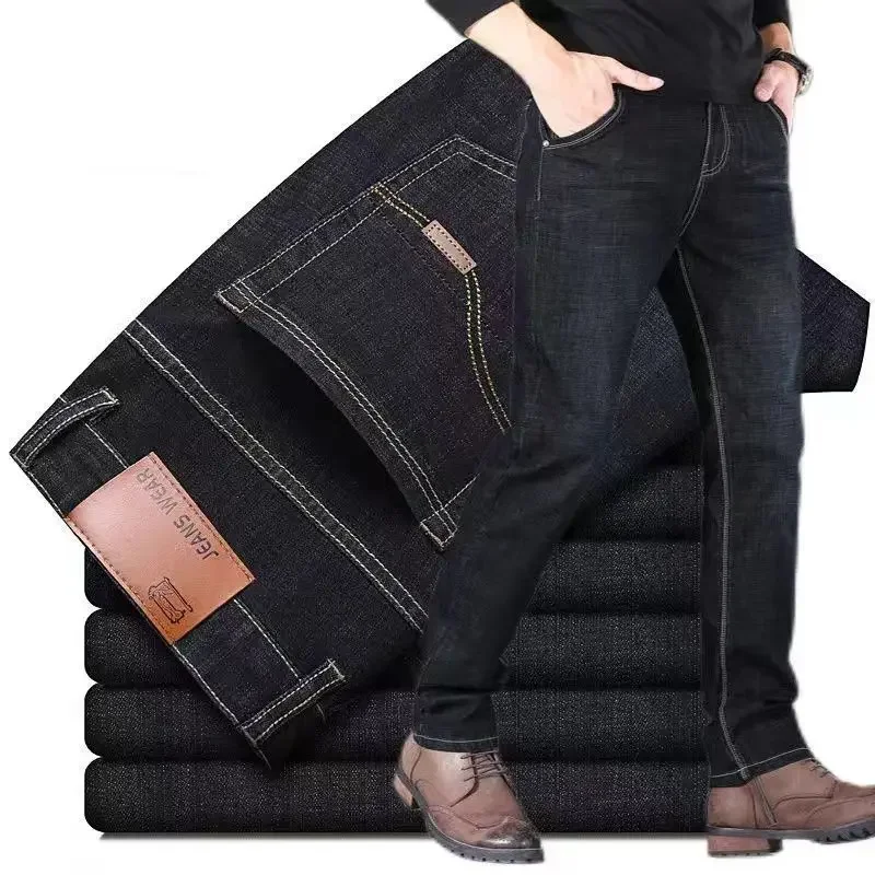 Pantalones vaqueros elásticos ajustados clásicos de otoño 2025 para hombre, pantalones de pierna recta vaqueros de algodón informales de negocios, pantalones negros y azules para hombre