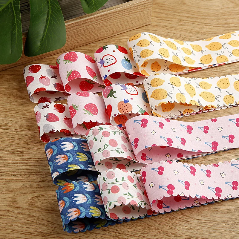 10 Yards 38MM Wellenkanten-Band mit Frucht-/Erdbeer-/Kirschmotiv für Haarschleifen, DIY-Bastelarbeiten, handgefertigte Accessoires YM2023062702 – Detail 2
