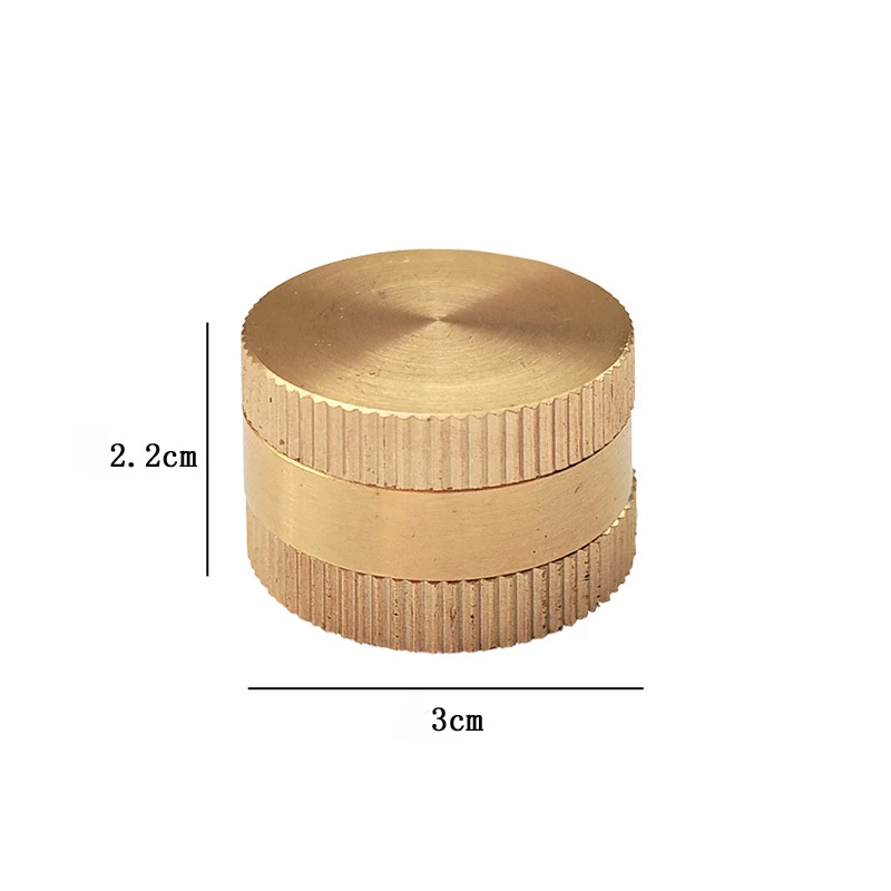 العملة السحرية للضغط بواسطة أوليفر ماجيك للتحايل عن قرب خدع سحرية عملة سحرية تختفي تظهر في صندوق معدني أوهام عملة الساحر