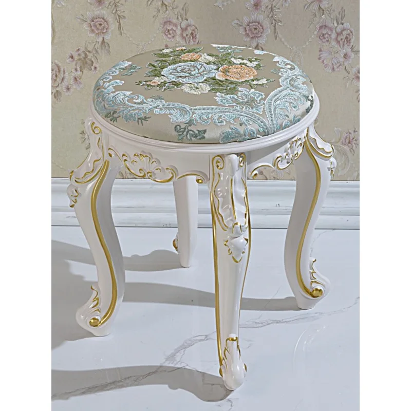 ヨーロッパのシンプルなドレッサースツール韓国の牧歌的なドレッシングマニキュアメイクアップスツール寝室の小さな丸い低いスツールライトラグジュアリー