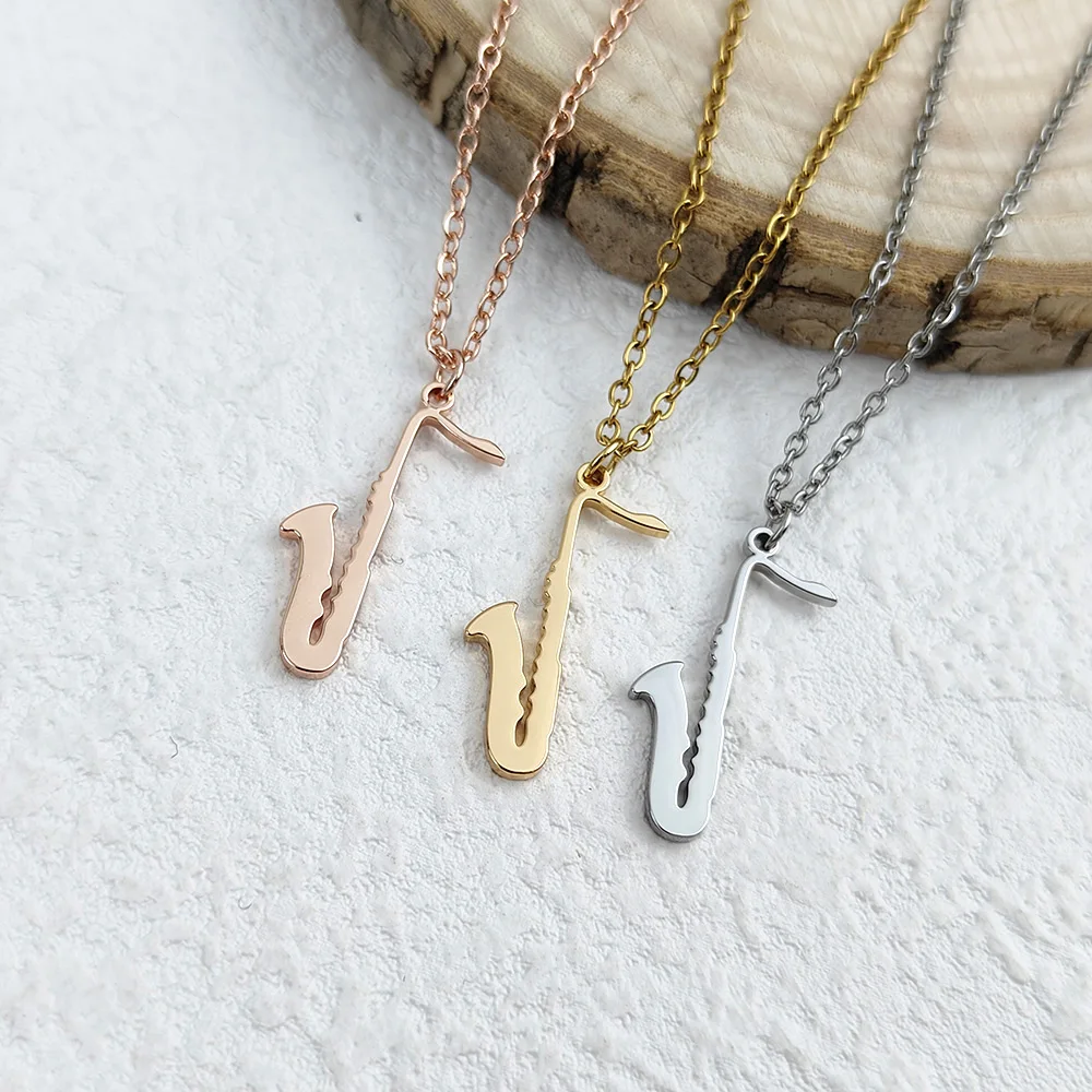 Fashionable and simple stainless steel gold-plated necklace, silver music saxophone O-shaped chain, rose gold women's necklace