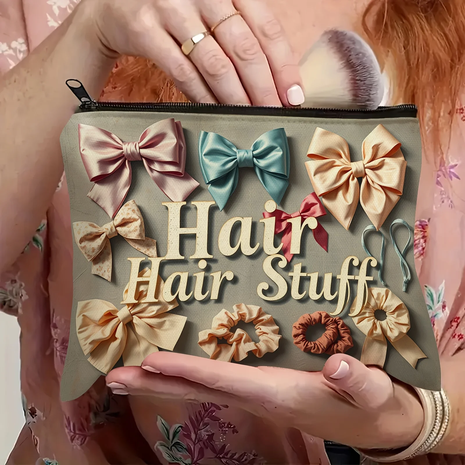 Un sac de maquillage pour accessoires de cheveux à la mode – jolie pochette multifonctionnelle à fermeture éclair pour femmes, sac de rangement de bijoux