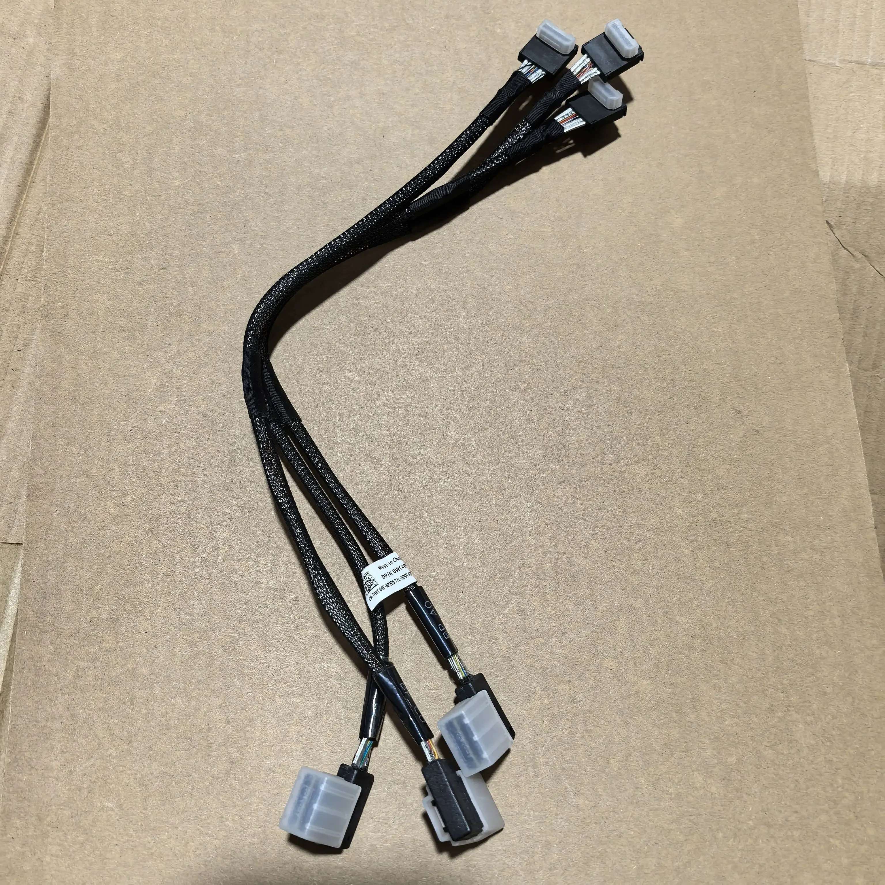 New R540 Server SFF8611 S140 Hard Disk Backplane Data Cable WC44F