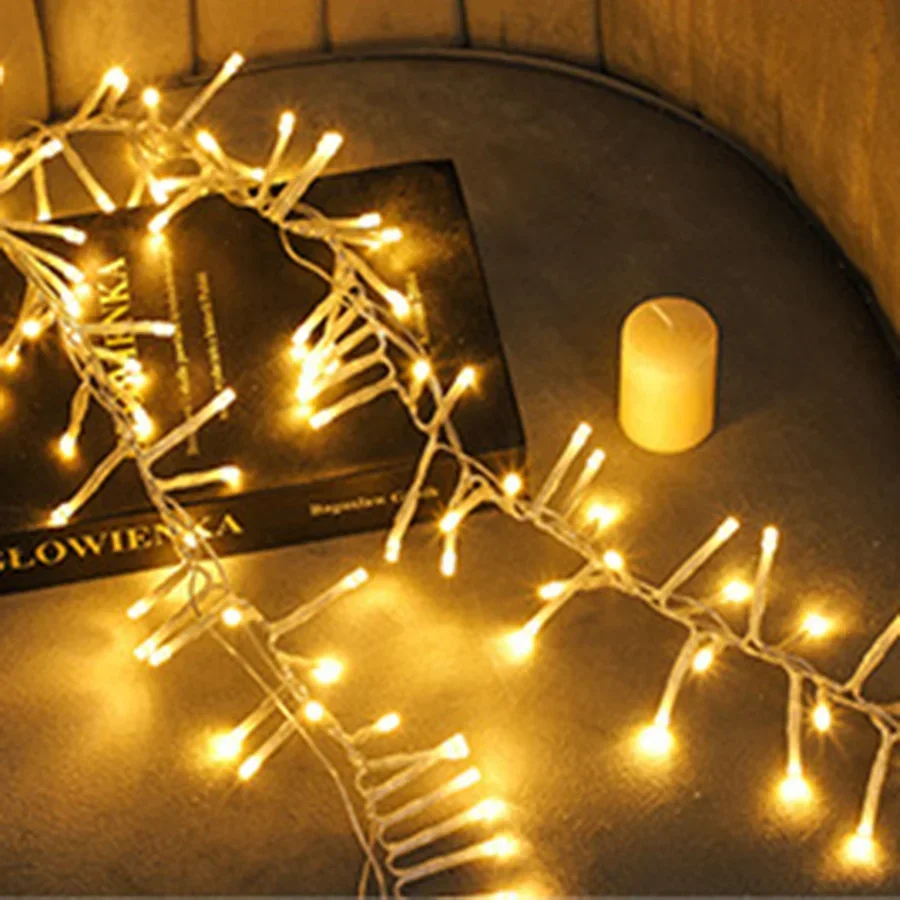 3X1M Christmas Cluster Icicle Light Outdoor Garland Window Curtain String Light 600 LED Firecrackers String Light for Tree Decor