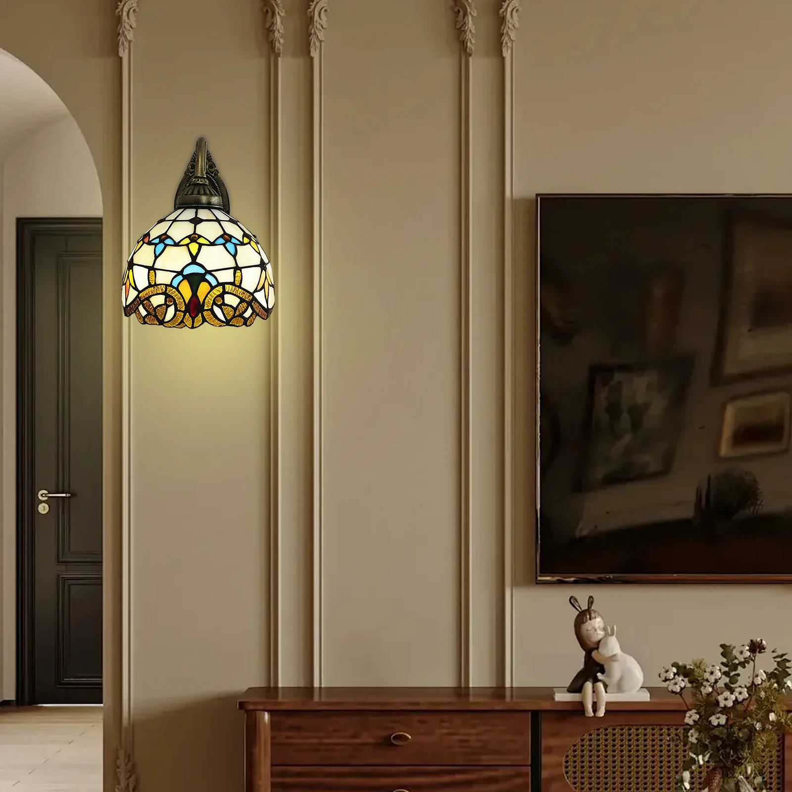 Image of Applique da parete in stile Tiffany lampada da parete con paralume in vetro colorato apparecchio di illuminazione per interni, luce antica Vintage in vetro colorato per camera da letto cod004