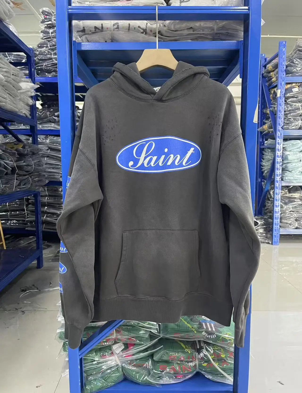 

25AW мытый пуловер с капюшоном и принтом Saint Tear для мужчин и женщин, хлопковый пуловер высшего качества с капюшоном