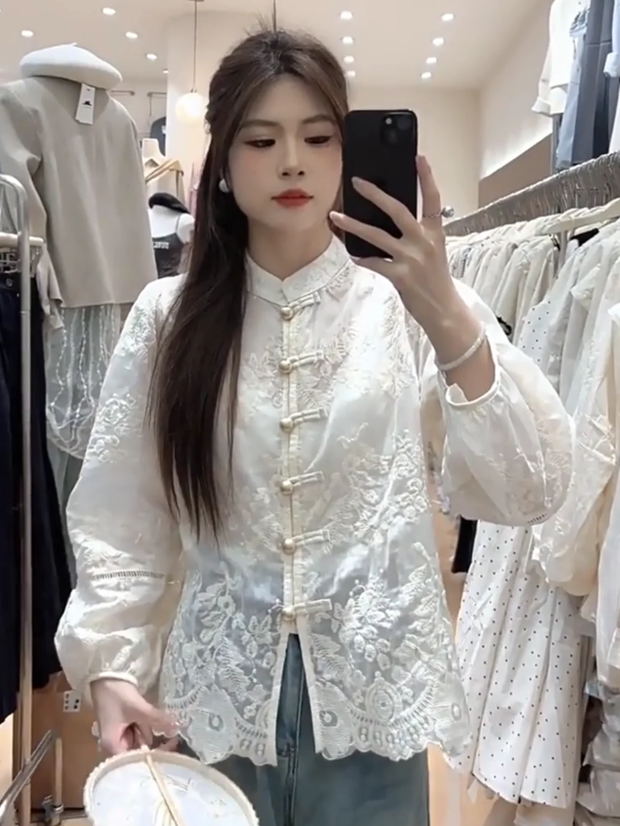 

New Chinese Style Women's Shirt Embroidered Top Spring 2026 Fashion Sensation Small Size Outerwear Loose Fit Long Sleeve