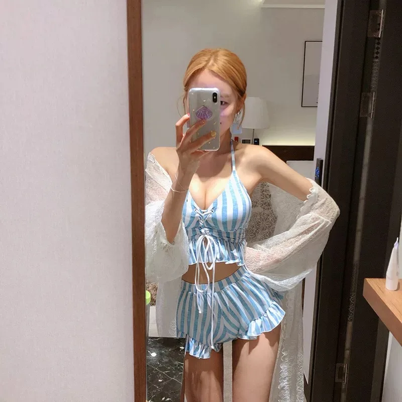 

Новый женский купальник-бикини с полосатым узором и вырезом, комплект из двух предметов для отпуска и термальных источников