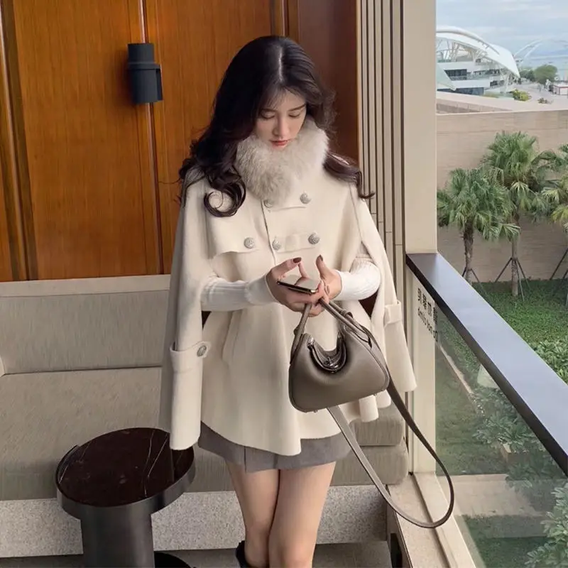 

2022 Autumn And Winter Women's New Fashion Japanese And Korean Christmas Decorative False Pocket Cloak Cape Woolen Coat