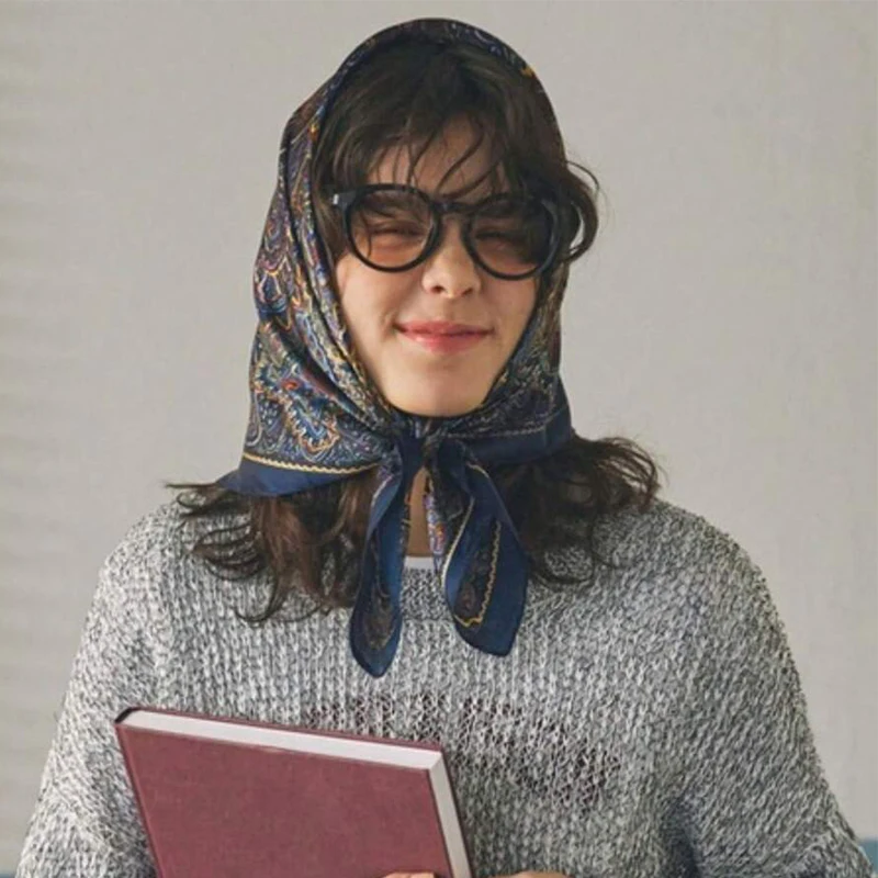 

Роскошный шелковый квадратный шарф, женский атласный платок с принтом, летняя шелковая шаль, повязка для волос, платок, бандана, Echarpe Tie Wraps 2025