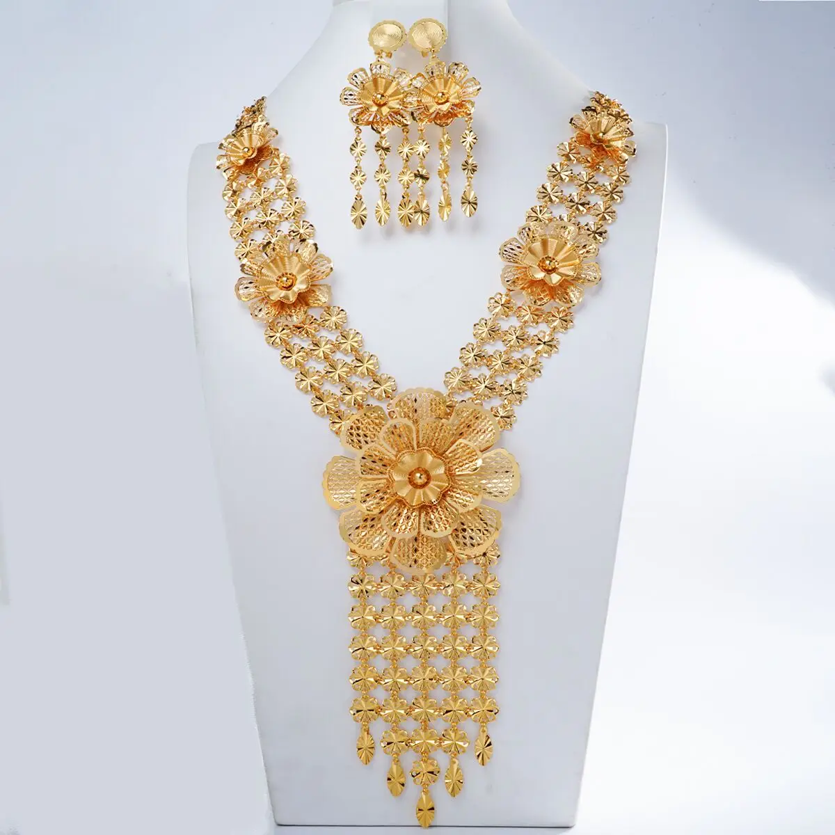 

Fashion Dubai 24K Gold Plated Custom Necklace and Earrings Jewelry Set for Wedding Party Lover DD10742