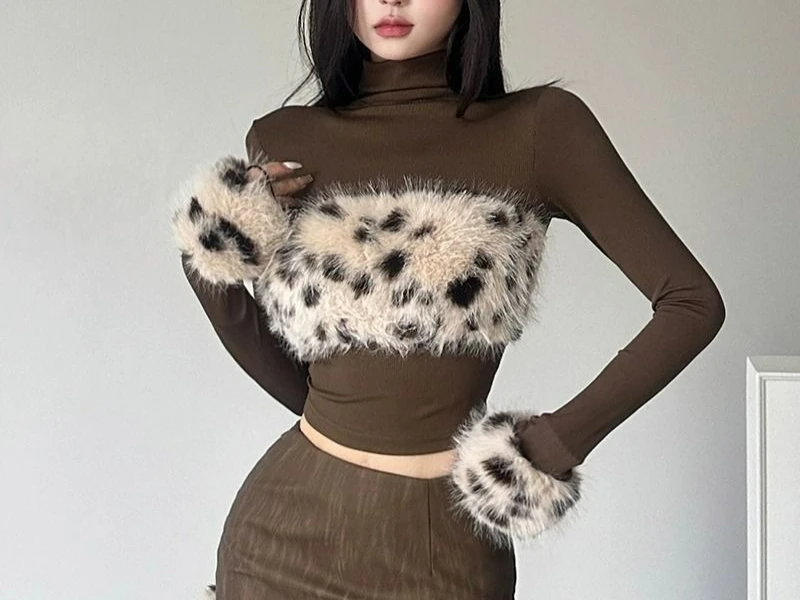 

Temperament Splicing Leopard Print High Neck Long Sleeved T-shirt Slim Fit Short Style Slimming Bottom Top