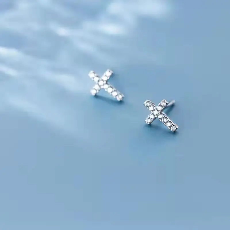 New Full Rhinestone Cross Stud Earrings for Women  Trend Korean Style Piercing Earrings Grunge for Men JewelryWholesale