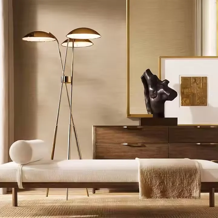 Nordic Modern Classic Steel Standing Light Spotlight Tripod Design Living Room Classic Floor Light