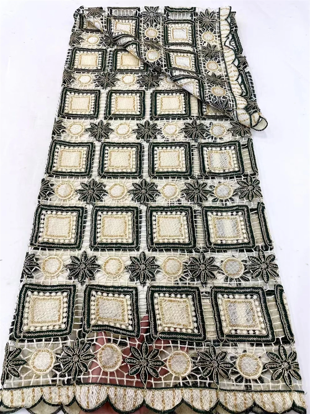 Tecido de renda frisado artesanal com lantejoulas para vestido de casamento, malha nigeriana elegante, ouro França, luxo high-end, 2024