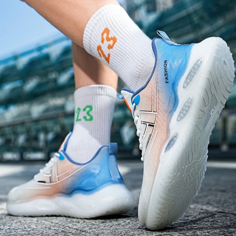 

Men's Casual Lightweight Shock-absorbing Lightweight Round-toed Flying Fabric Multi-color Breathable Lace-up Sports Shoes