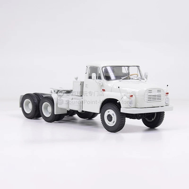 1:43 Scale Diecast Alloy 6x6 Heavy-duty Tractor TATRA-148NT Toys Cars Model 103313 Classics Adult Souvenir Gifts Static Display