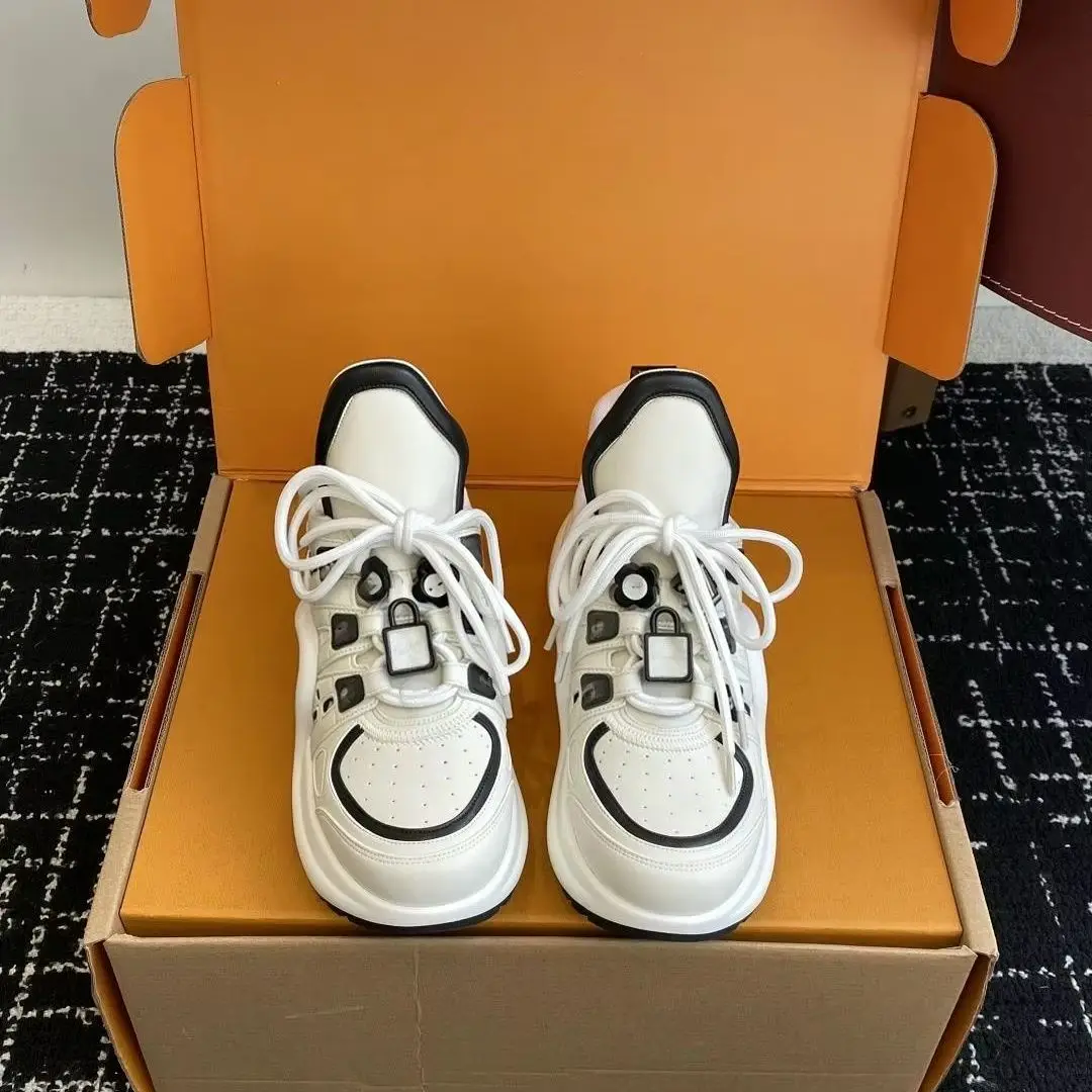Zapatillas Retro de Piel de Vacuno Bicolor con Diseño Grueso, Adorno de Cierre Cuadrado, Diseño de Múltiples Cordones, Suela Gruesa Antideslizante, Zapatos Casuales de Moda para Mujer, Estilo Skateboard.