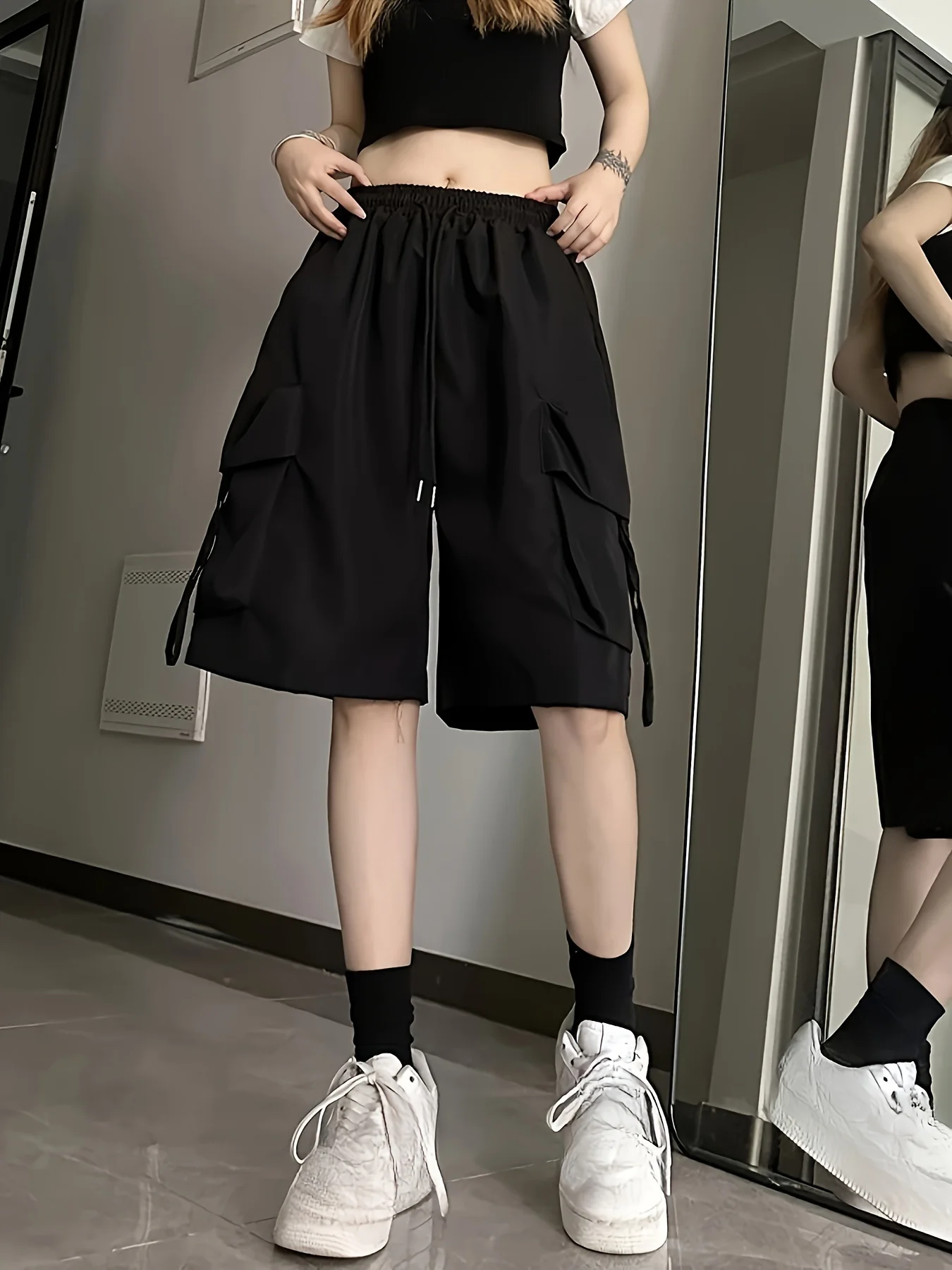 Y2K Women Summer High Waist Elastic Waist Gyaru Cargo Shorts Short Pants Streetwear Wide Leg Pocket Bottom 2000s Alt Clothes