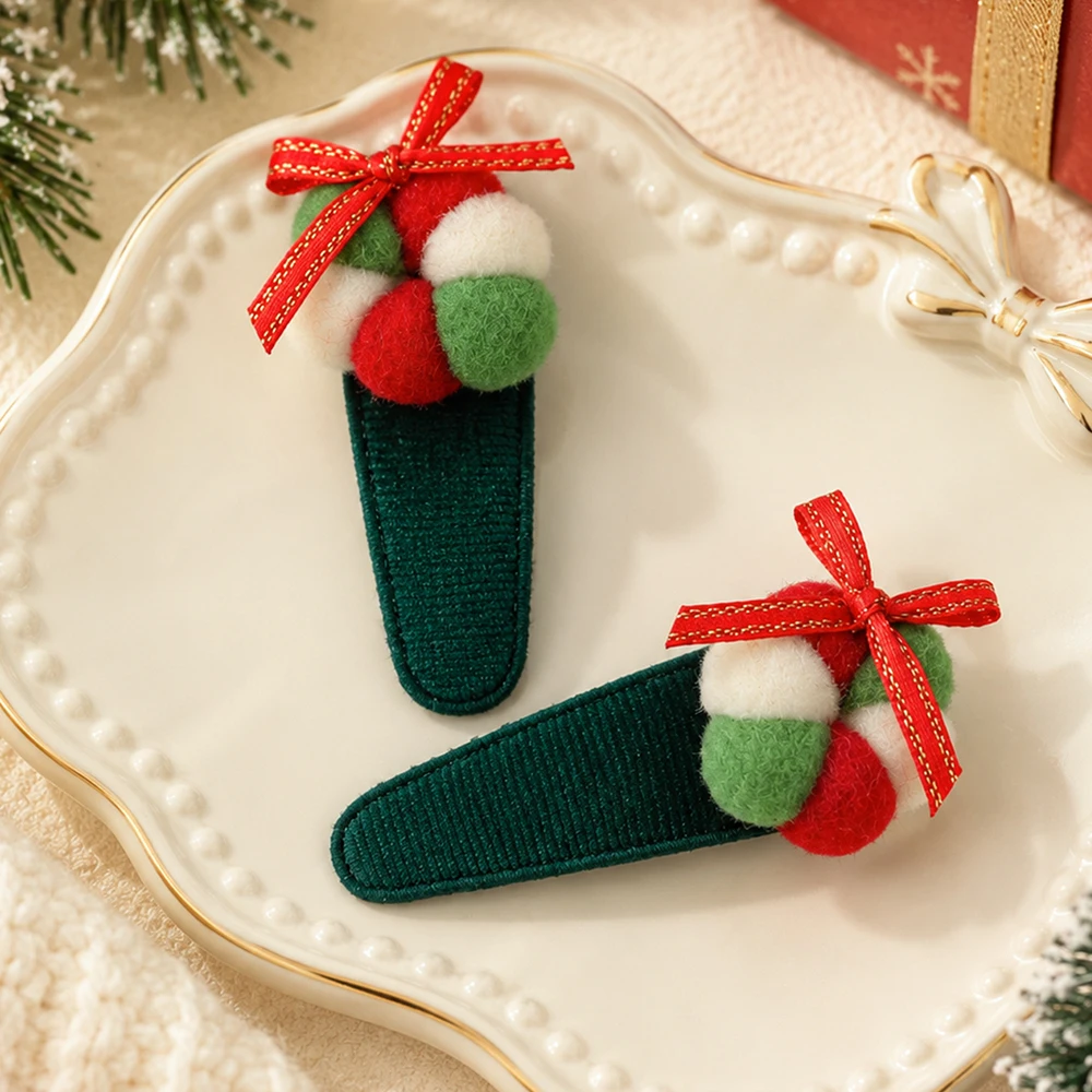 2Pcs/Pair Green & Red Velvet Christmas Snap BB Hair Clip with Cute Pom Pom Ball Christmas Festival Hairpins Accessories