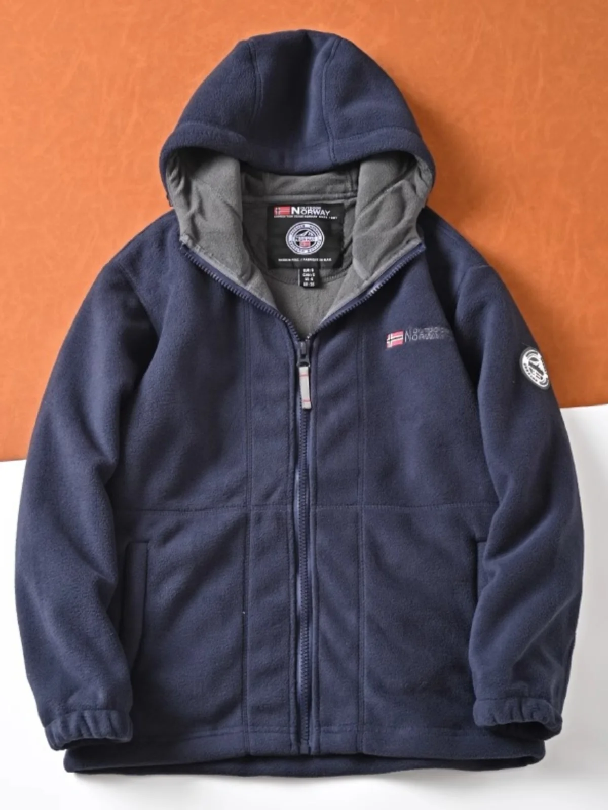 

Outdoor Large Size Warm Fce Jaet Winter Thiened Windproof Double-sided Fce Coat Men Women Hooded Faion Ci Sle...