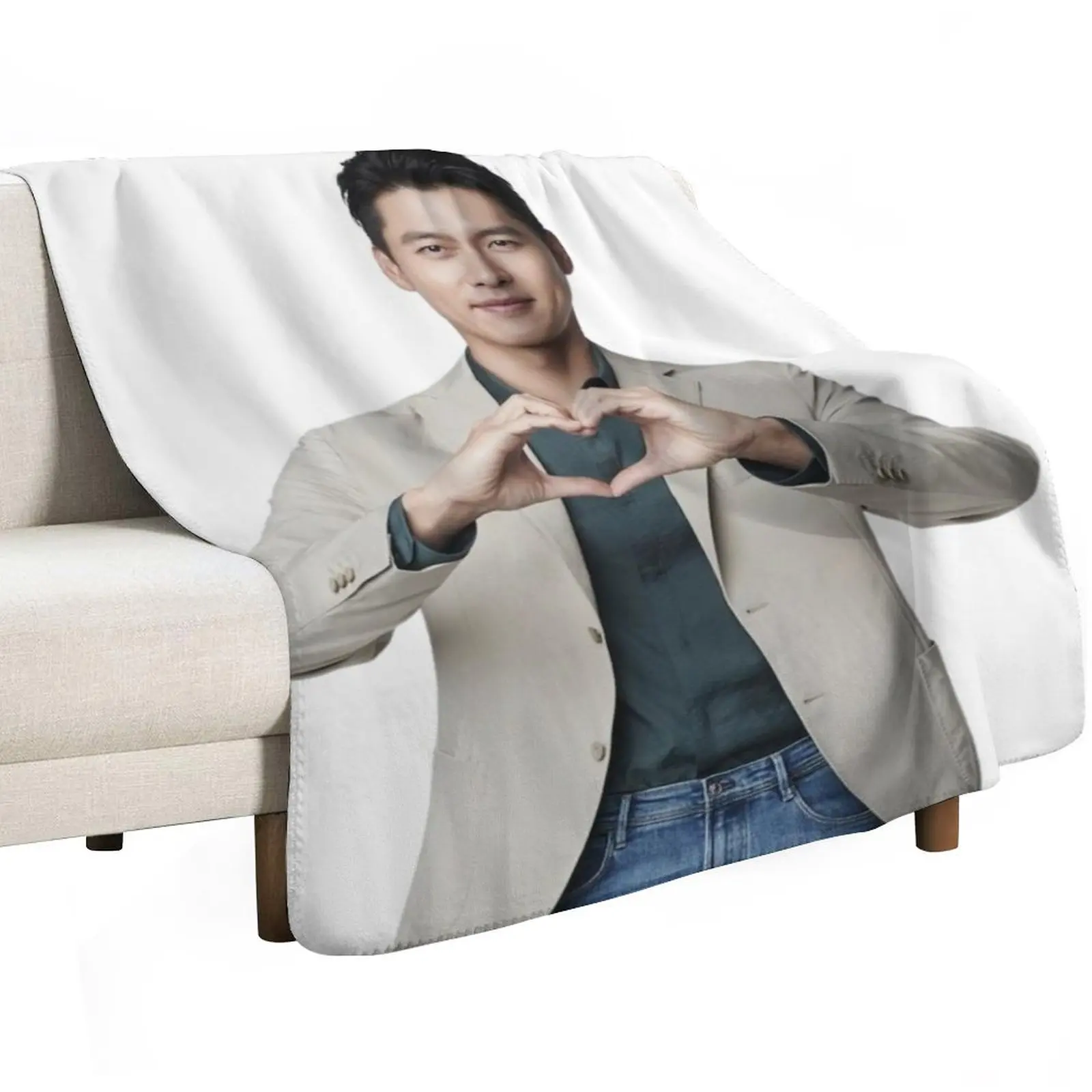 Hyun Bin Heart Gesture Throw Blanket Personalized Gift Quilt Bed covers anime bed plaid halloween Blankets