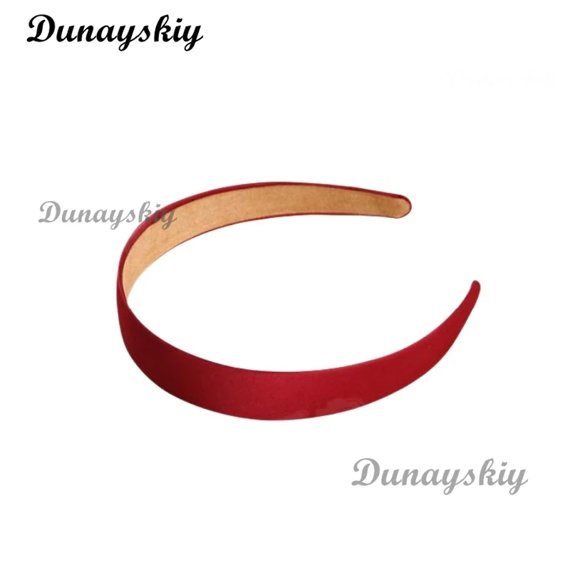 أنيمي لعبة الرعب MiSide تأثيري ميتا متا شعر مستعار طويل مع نصب مزدوج ذيل حصان مقاومة للحرارة الاصطناعية النساء كوس مخصص