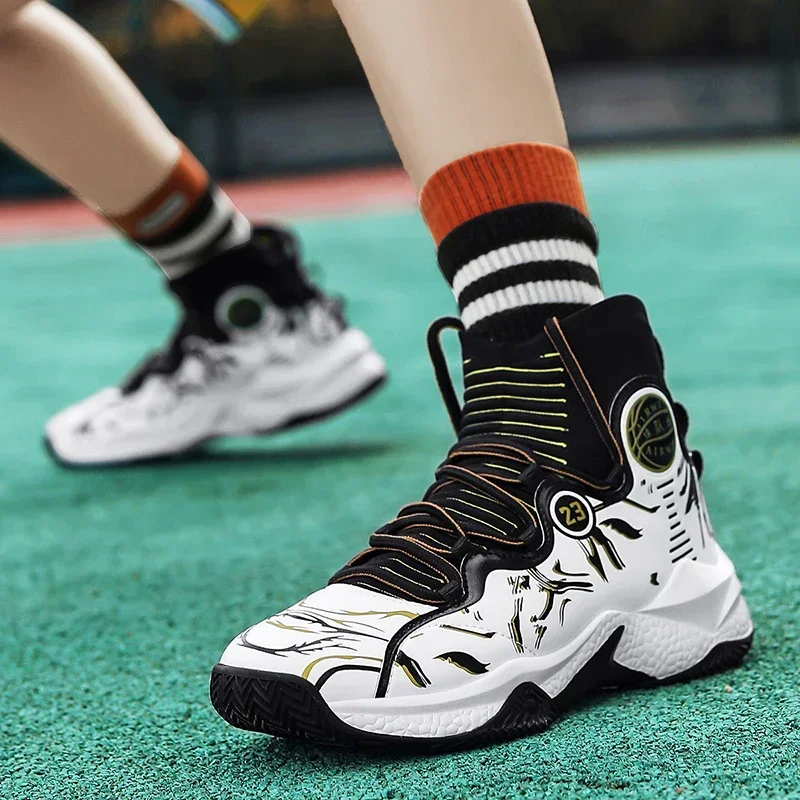 New Printed Large 39-46 Sports Casual Shoes Men High Quality Anti slip Durable Basketball Shoes Fashion Trends Socks Footwear