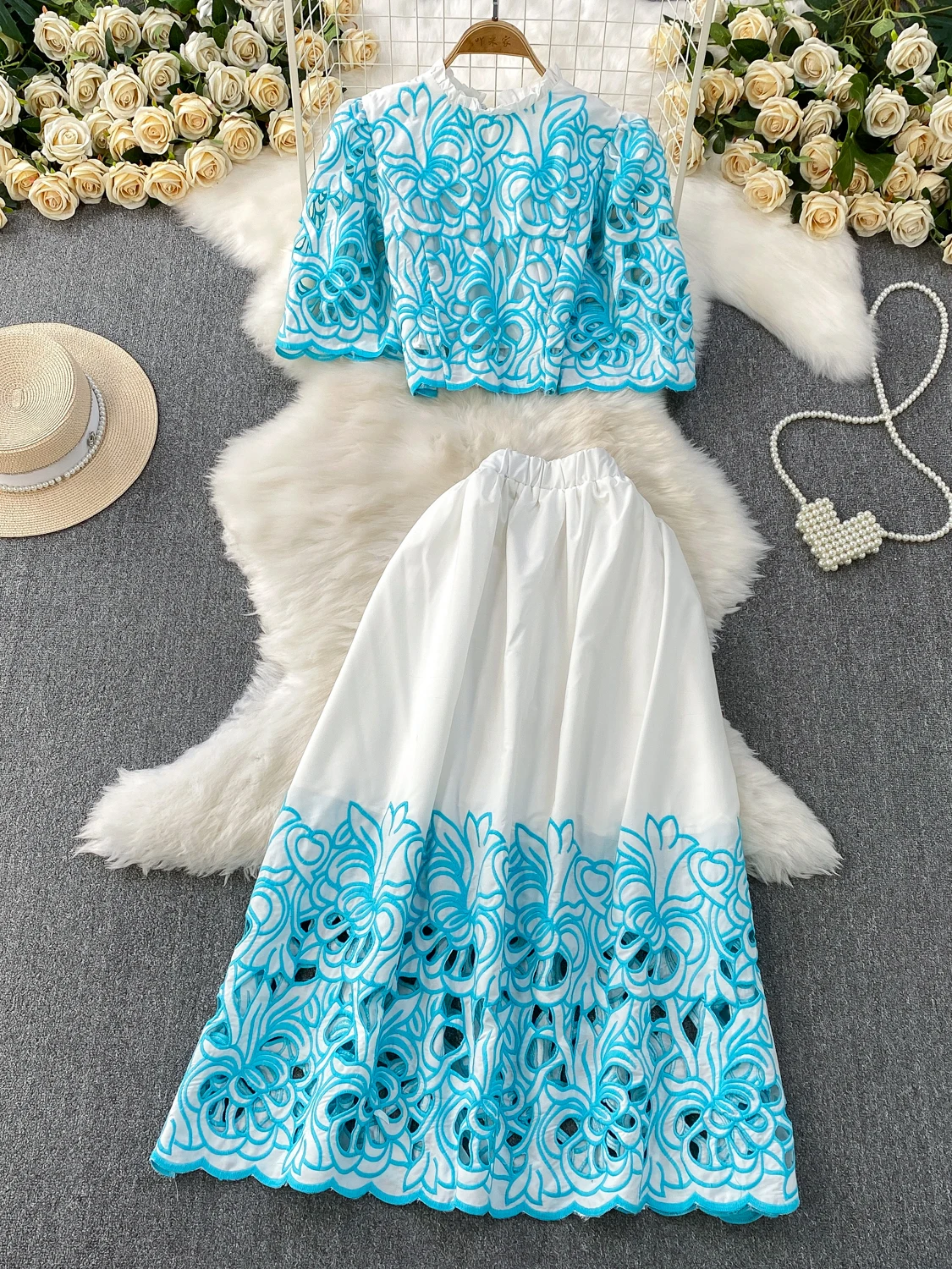 

Slimming High Waist ort Lace Hollow out round Ne Two Piece Set Faionable Ele Sle for Young Women Ages 8-25