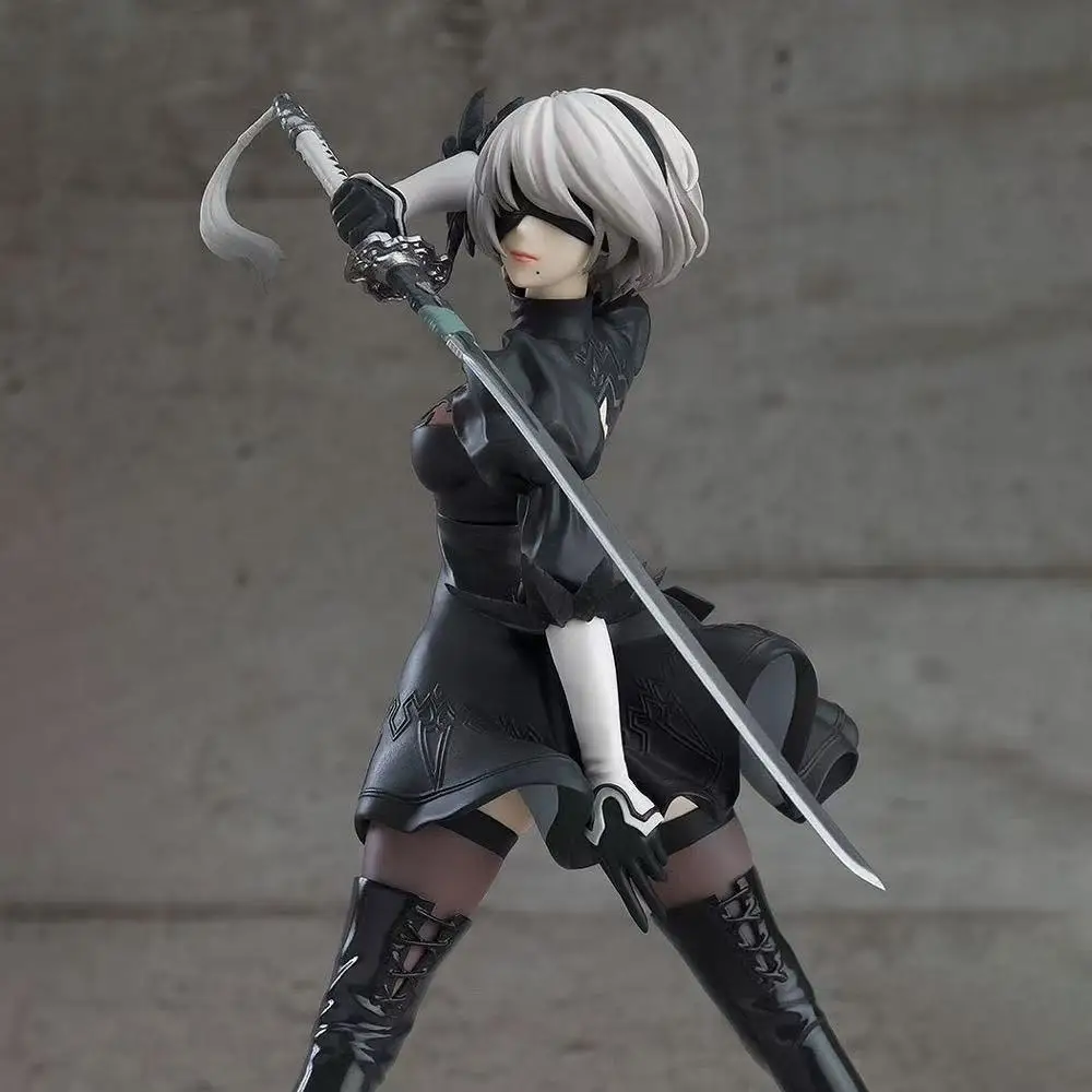 2026 Heißer Verkauf 18CM Yorha 2B Schwarz-Weiß-Serie Anime-Figur PVC Sammlerstück Actionfiguren Modell Statuette Geschenk