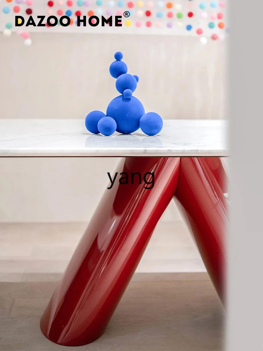 طاولة طعام YJQ بسيطة وحديثة ومبتكرة من الرخام الطبيعي باللون الأبيض الفاخر من الحجر البلغاري الأحمر