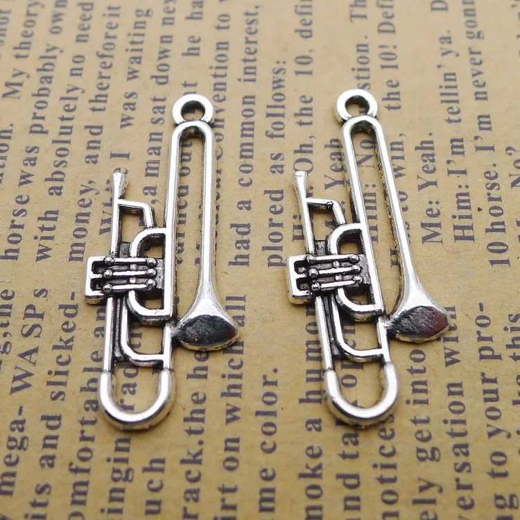 15pcs/lot 14*32mm DIY Music Instruments Trumpet Pendants Antique Silver Color Charm Jewelry Making Findings 3274