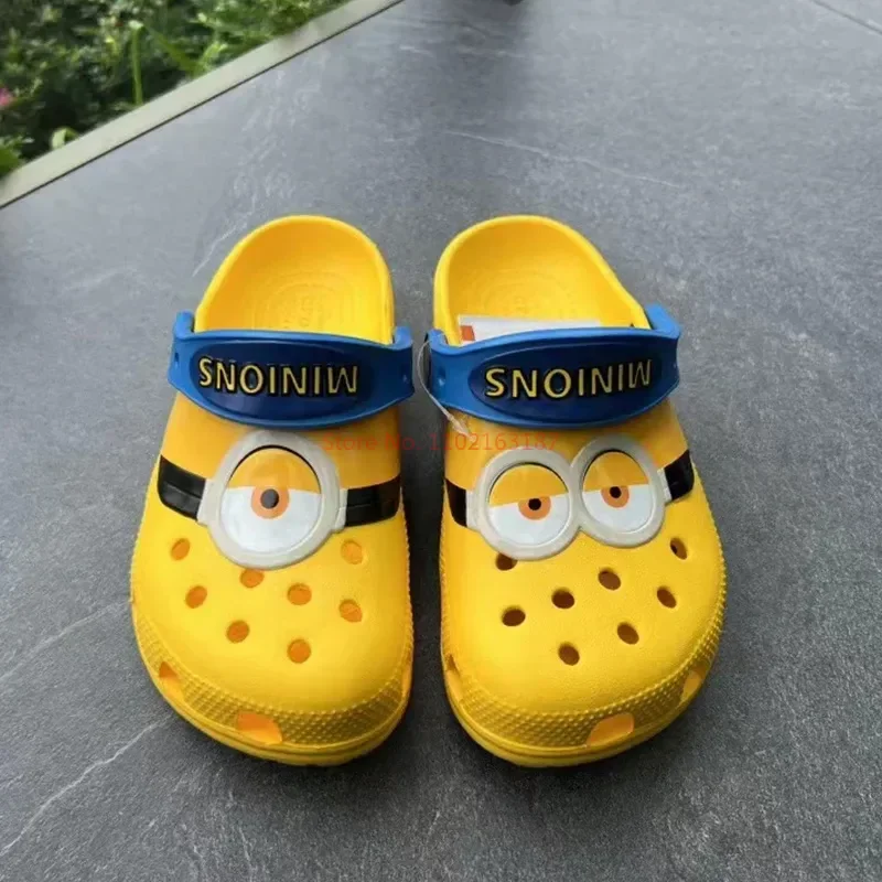 Children\'S Croc Shoes Minions Boys And Girls Beach Shoes Slippers Sandals Non-Slip Breathable Wear-Resistant Toe-Toe Slippers