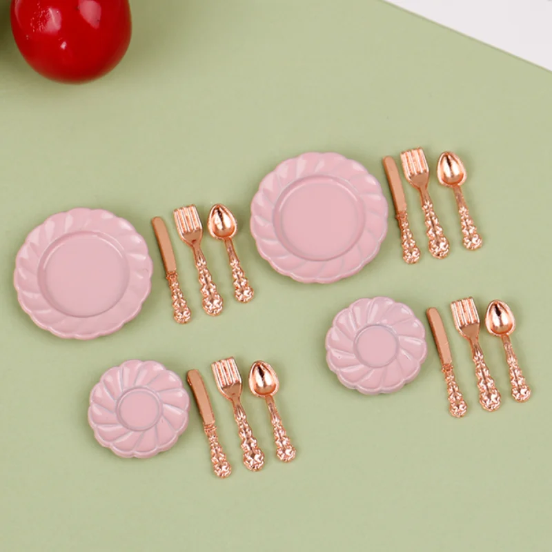 

16 шт., набор посуды для кукольного домика, винтажная миниатюрная тарелка, миска, вилка, нож, ложка, набор для кукольного дома, кухонная мебель