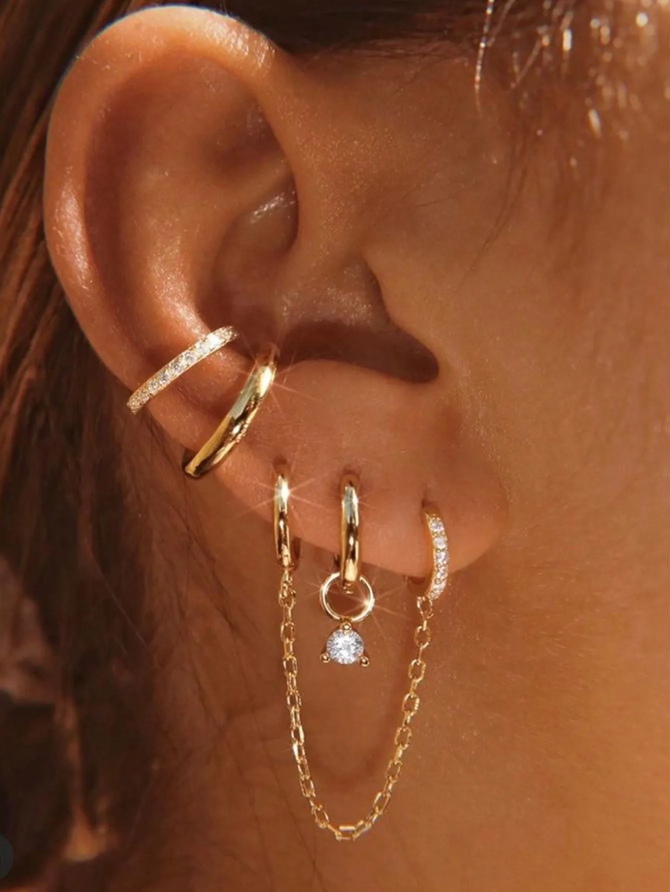 

4-Piece Gold Tone Cubic Zirconia Chain Ear Cuff Set for Women, Daily & Party Wear, One Ear Design